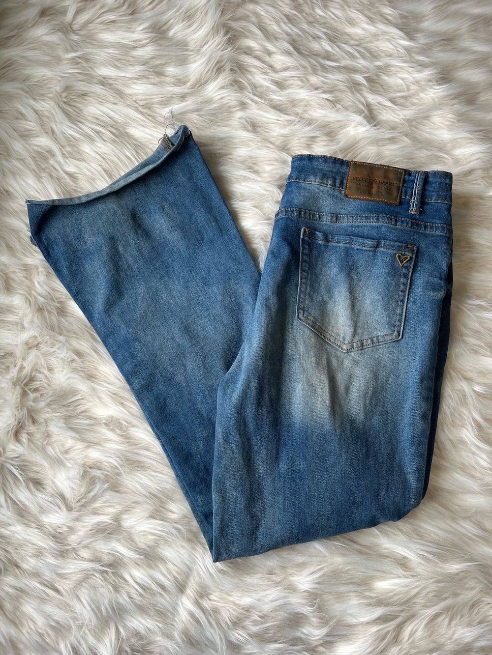 Velvet Heart Fray Jeans Women's 32x28 High Rise Flare Light Wash